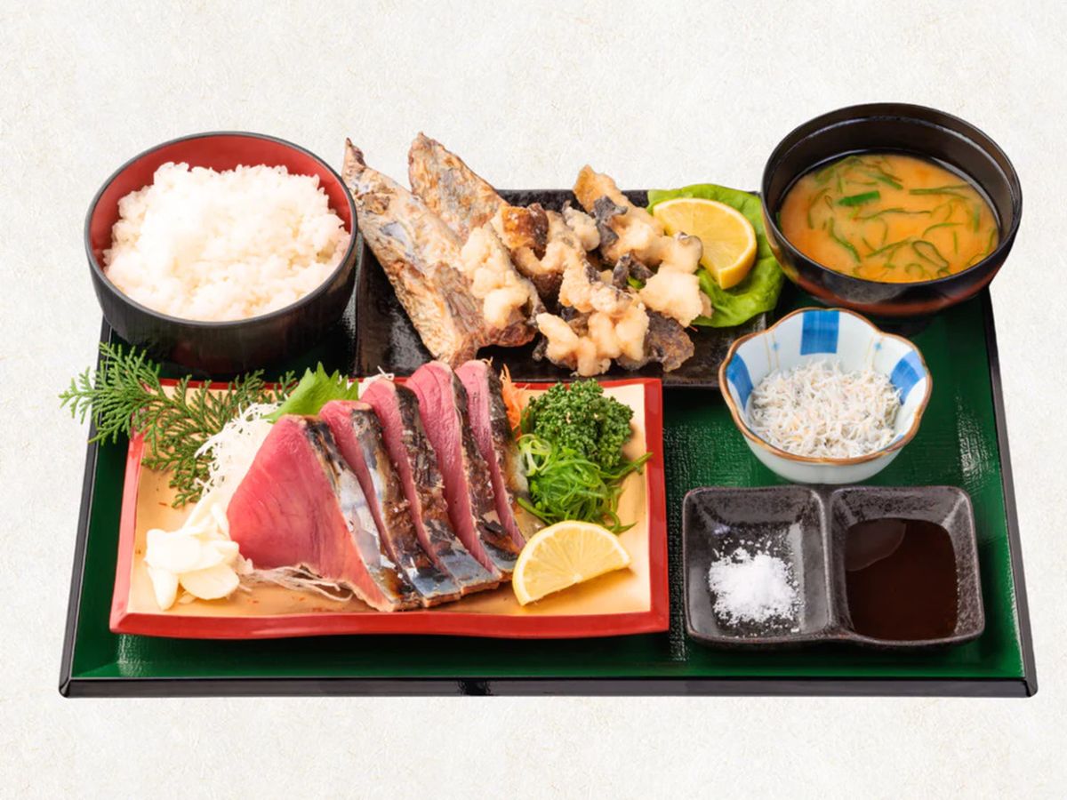 土佐黒潮水産 黒潮ひろば - Restaurant Guide - TableCheck
