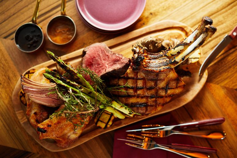 BUTCHER REPUBLIC EBISU Chicago Pizza & Beer