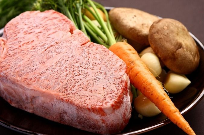 Medium Rare -ステーキハウス