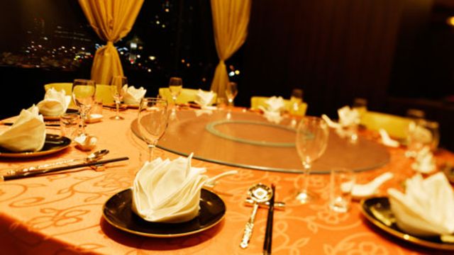 Szechwan Cuisine & Wine YIFU 四川料理 御馥 中之島ダイビル店