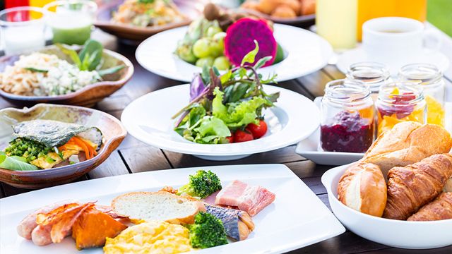 Surfside Cafe/ OKUMA Private Beach & Resort Hotel