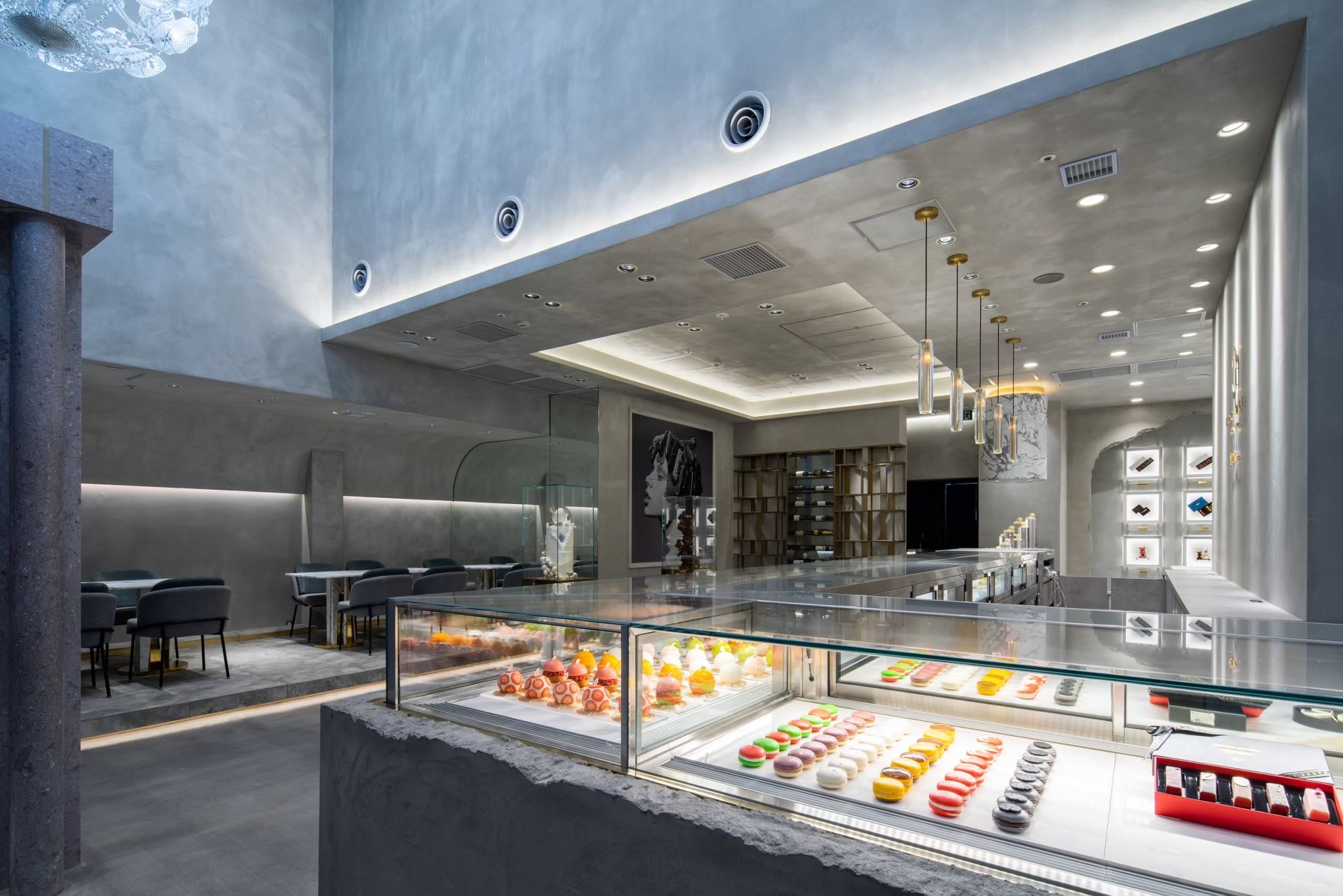 LOUANGE TOKYO Le Musee