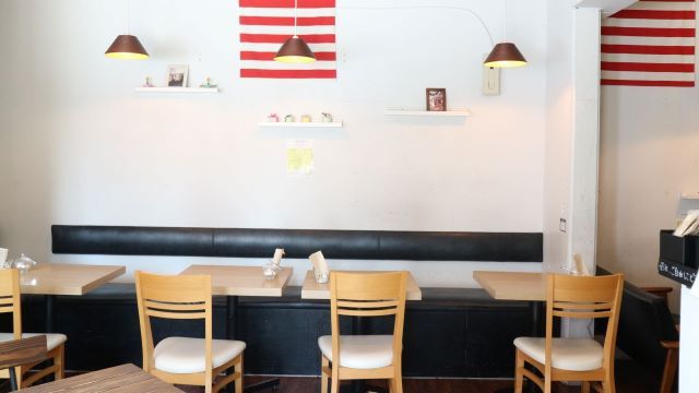 Sakanoue Cafe