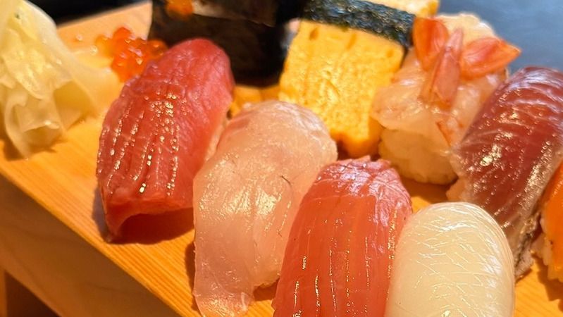 Sushi Gekijyo Tottotoyareya / Yakitori Tori Fuji Toyama