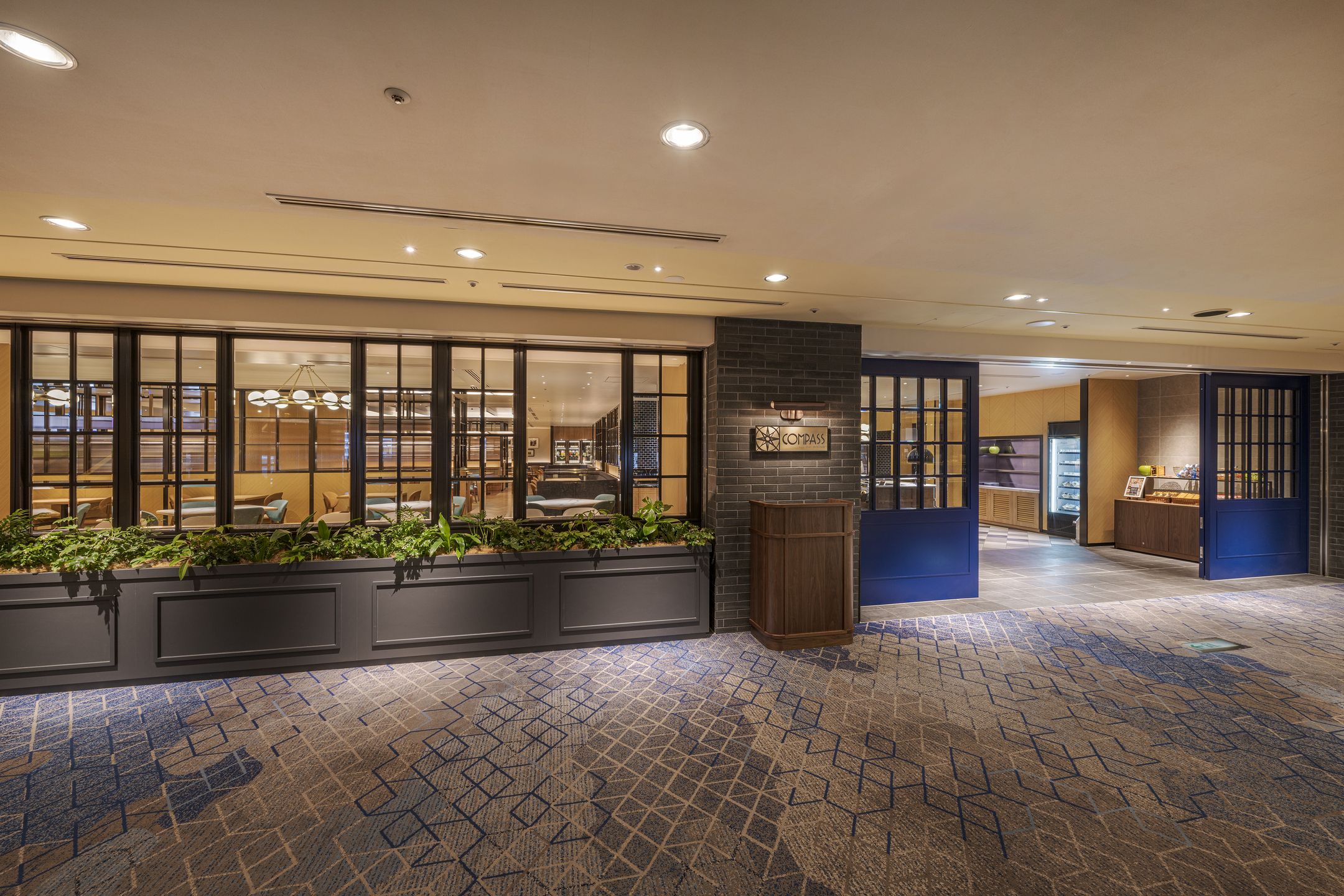 All Day Dining "Compass"