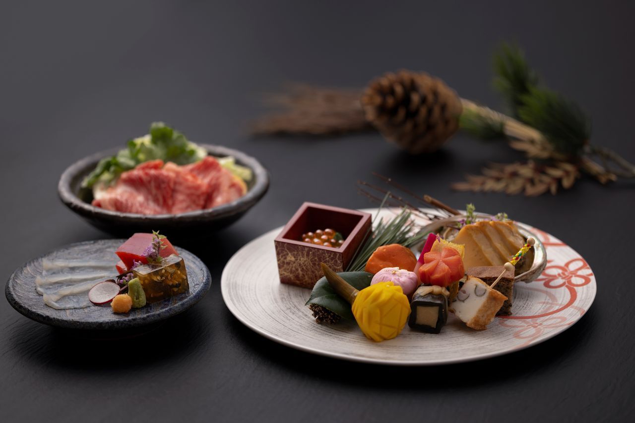 一人ひと鍋　黒毛和牛すき焼きとふぐ会席　9,350円