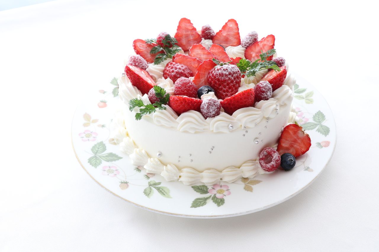 バースデーケーキ　5号（5号・15cm）