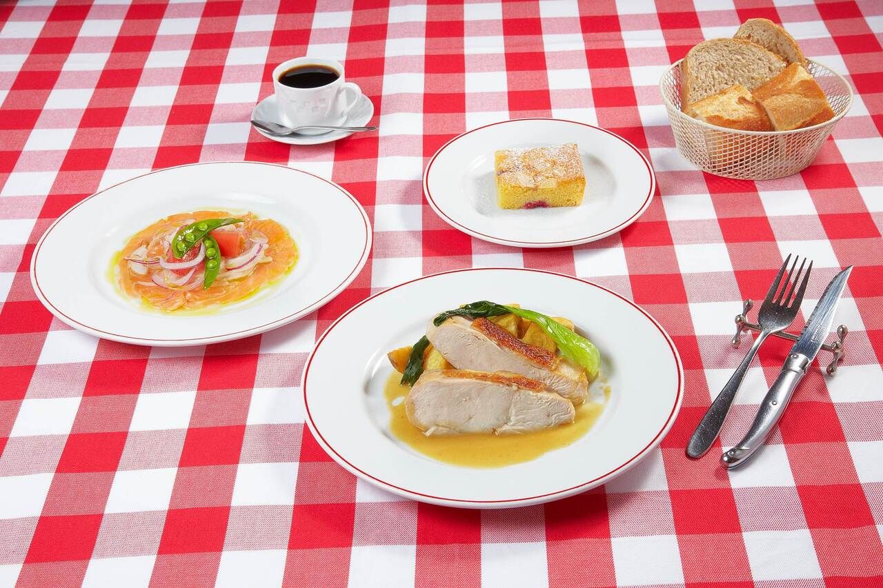 土日祝選べるランチコース  追加料金を頂くメニューもございます