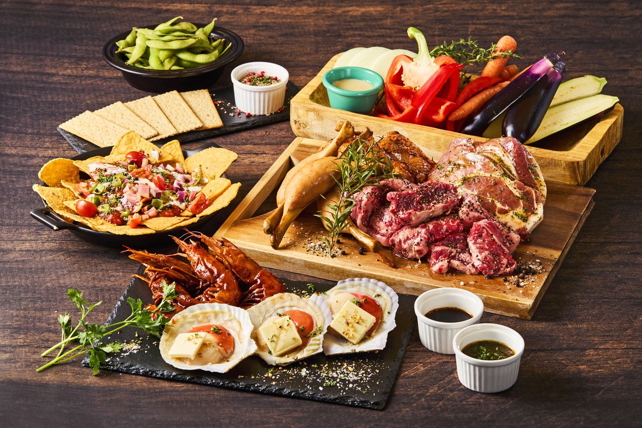 人気No1プラン♪　牛・豚・鶏＆海鮮が楽しめるスタンダードBBQ　12品　7,800円(税込)　IPAなど6種のビールと12種のワイン含む2時間飲み放題付