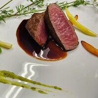 ここでしか食べられないランチ！寿司＋黒毛和牛サーロイン