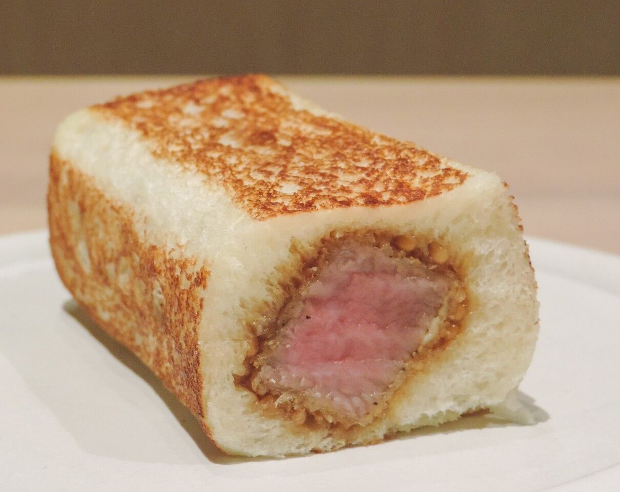 【お土産】和牛フィレのロールカツサンド