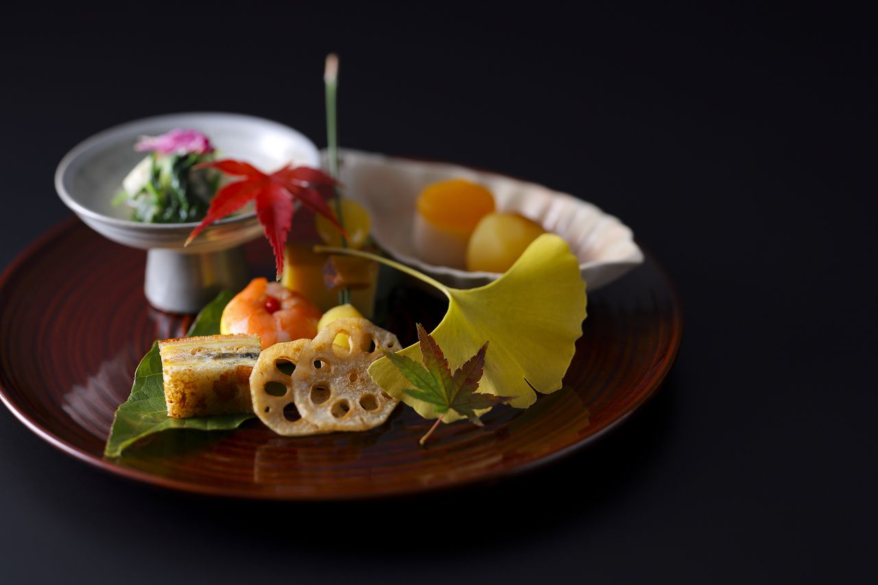 [Includes matcha and dessert] Kyoto cuisine set of 10 dishes, including seasonal hassun and grilled dishes - Rokuzen