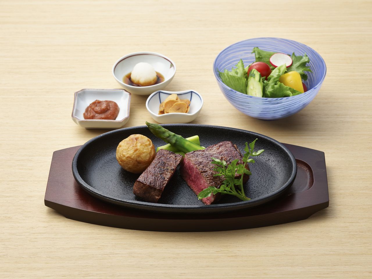 ステーキ御膳100g（テーブル席・カウンター席)