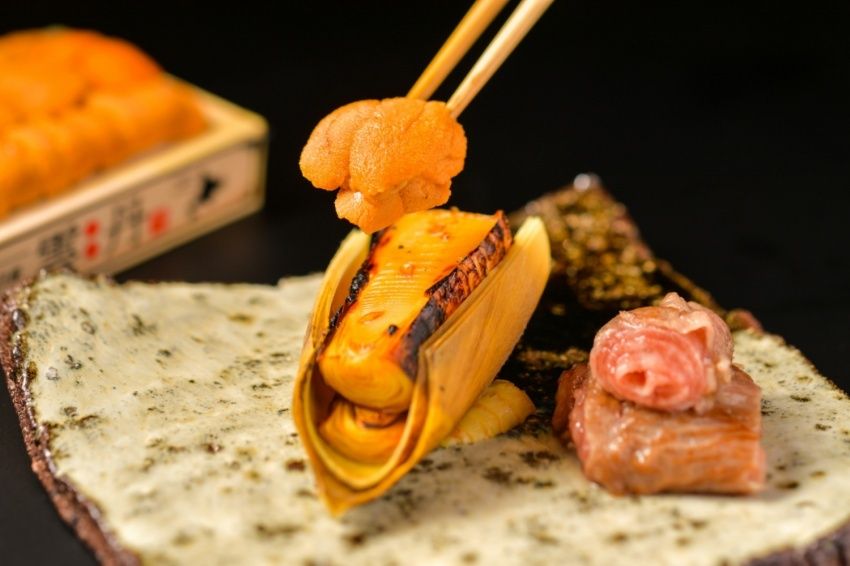 【夜の部】おまかせ18800円コース  8品＋食事＋季節のパフェ