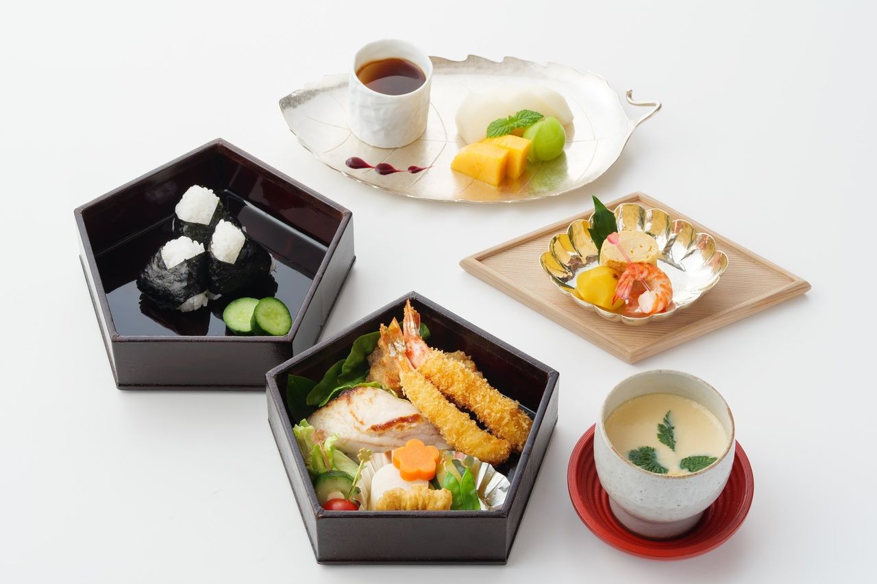 Small size lunch box