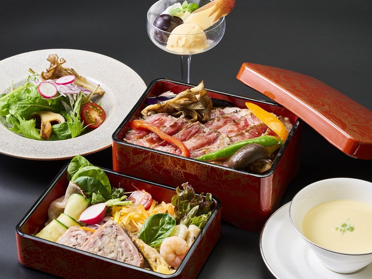 Western-style steak bento set