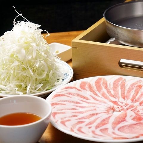 Includes 120 minutes of all-you-can-drink! Black pork shabu-shabu course for 5,500 yen!