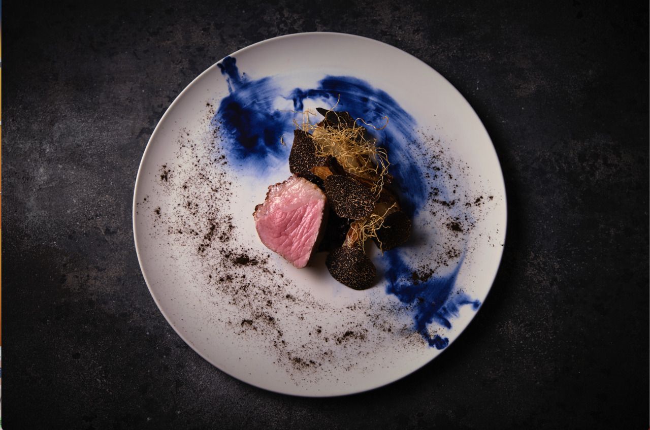 Menu nuit étoilée (course meal with a toast to Dom Pérignon 2015)