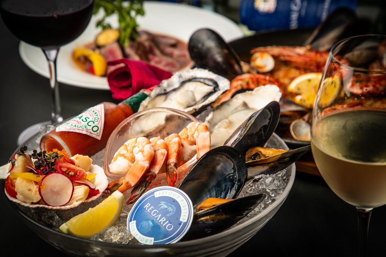 A highly satisfying, recommended course of 8 dishes using the chef's special seafood. Ocean Course