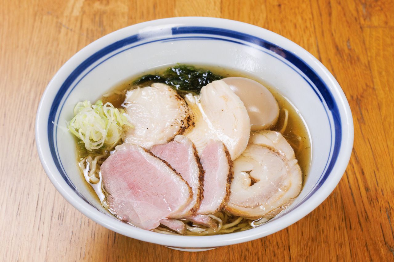 Duck and egg with dried sardines and soy sauce soba (Reservation only)