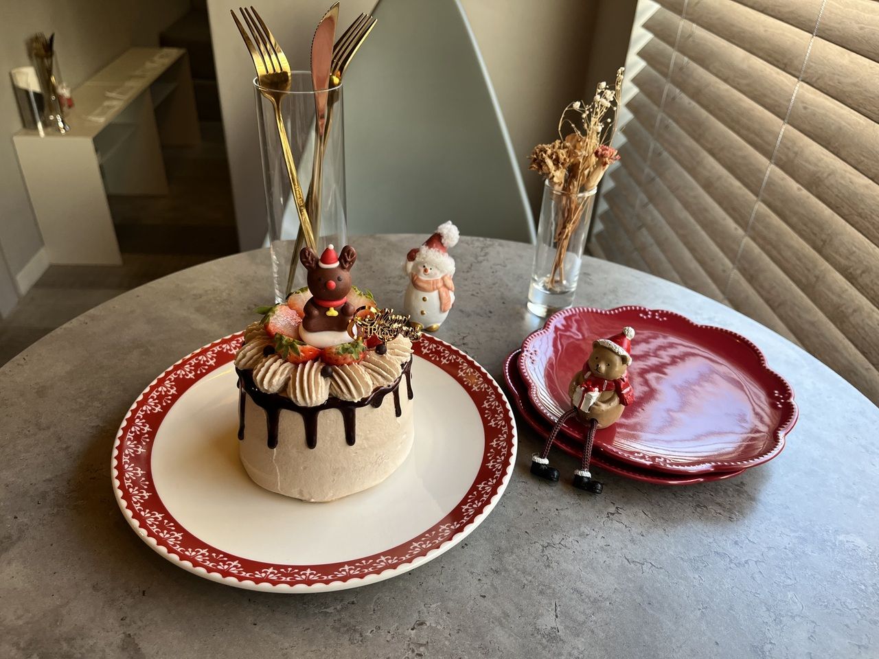 Xmas限定　私だけのホールケーキ~トナカイのショコラシャンティケーキ~(ドリンクSet)