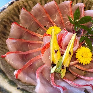 [店内有座位]黄金鲷鱼特别套餐，共8道菜品