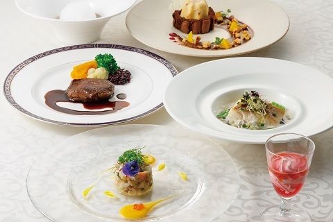 SETOUCHI déjeuner（セトウチデジュネ）+ オリーブ牛フィレ肉のポワレ+「ミルクサーモン」のミキュイ　サフランと赤ワインソースのコントラストで