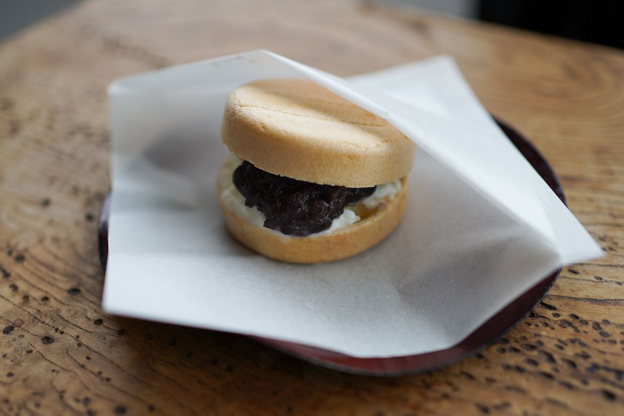 【Sabo】Japanese tea and iced monaka