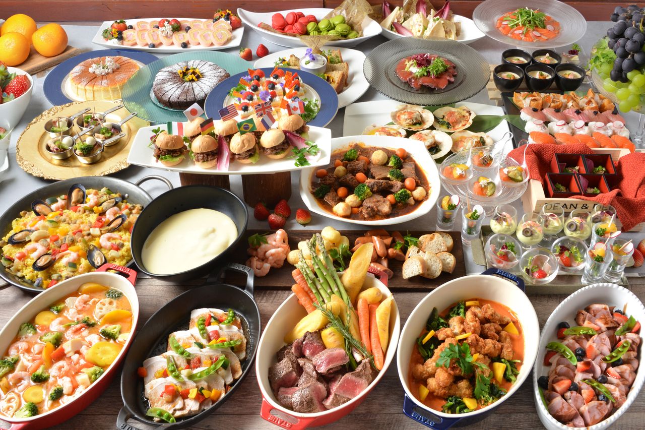 [Guaranteed window seating] Over 50 types of buffet! Enjoy seasonal flavors and a live kitchen!