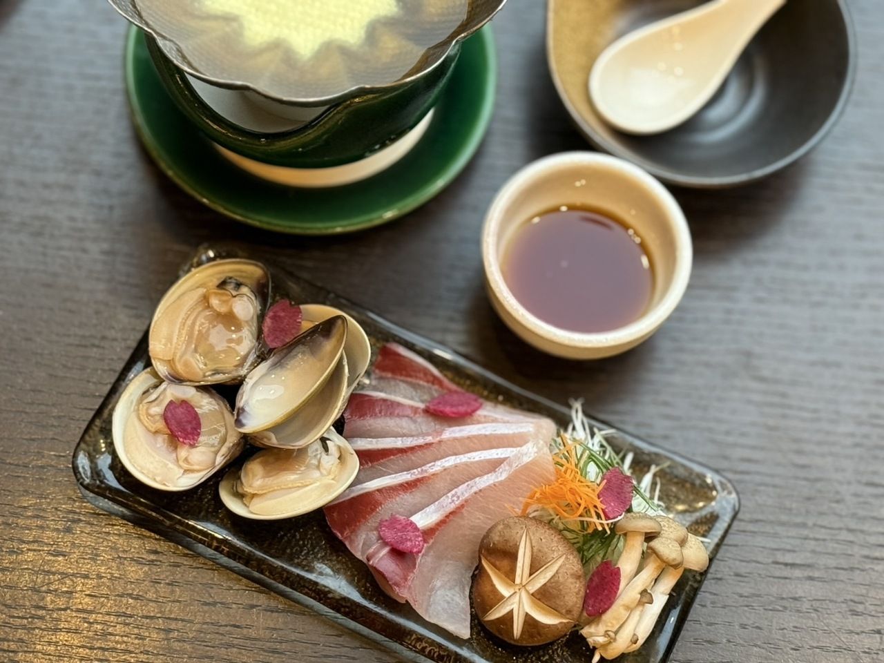 【3/24～4/6限定】蛤と桜鰤しゃぶと八寸御膳