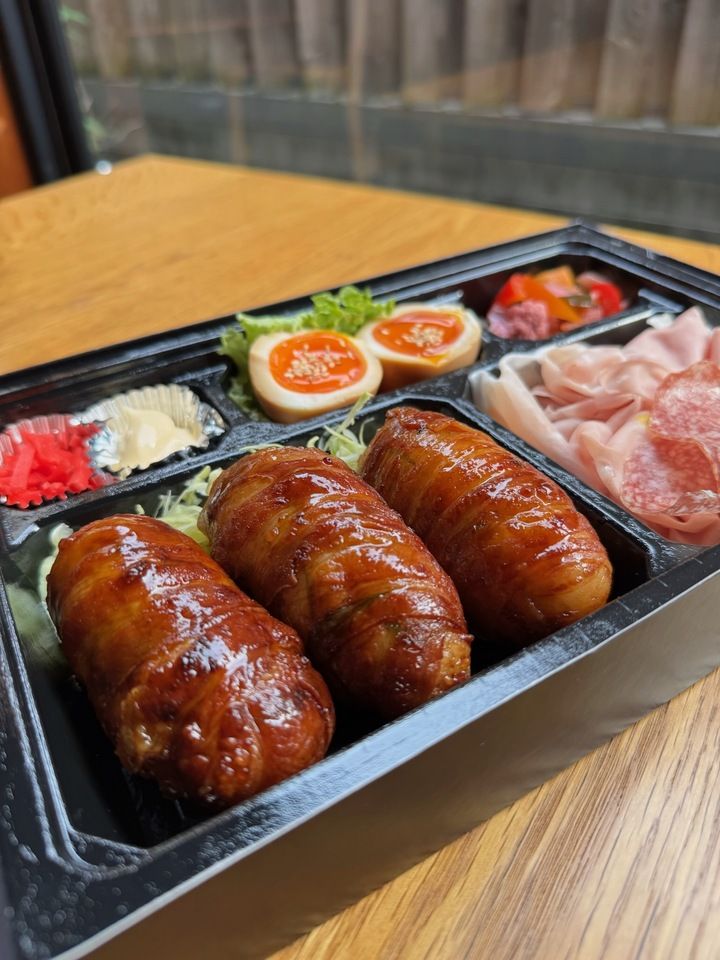 リスナカ肉巻きおにぎり弁当