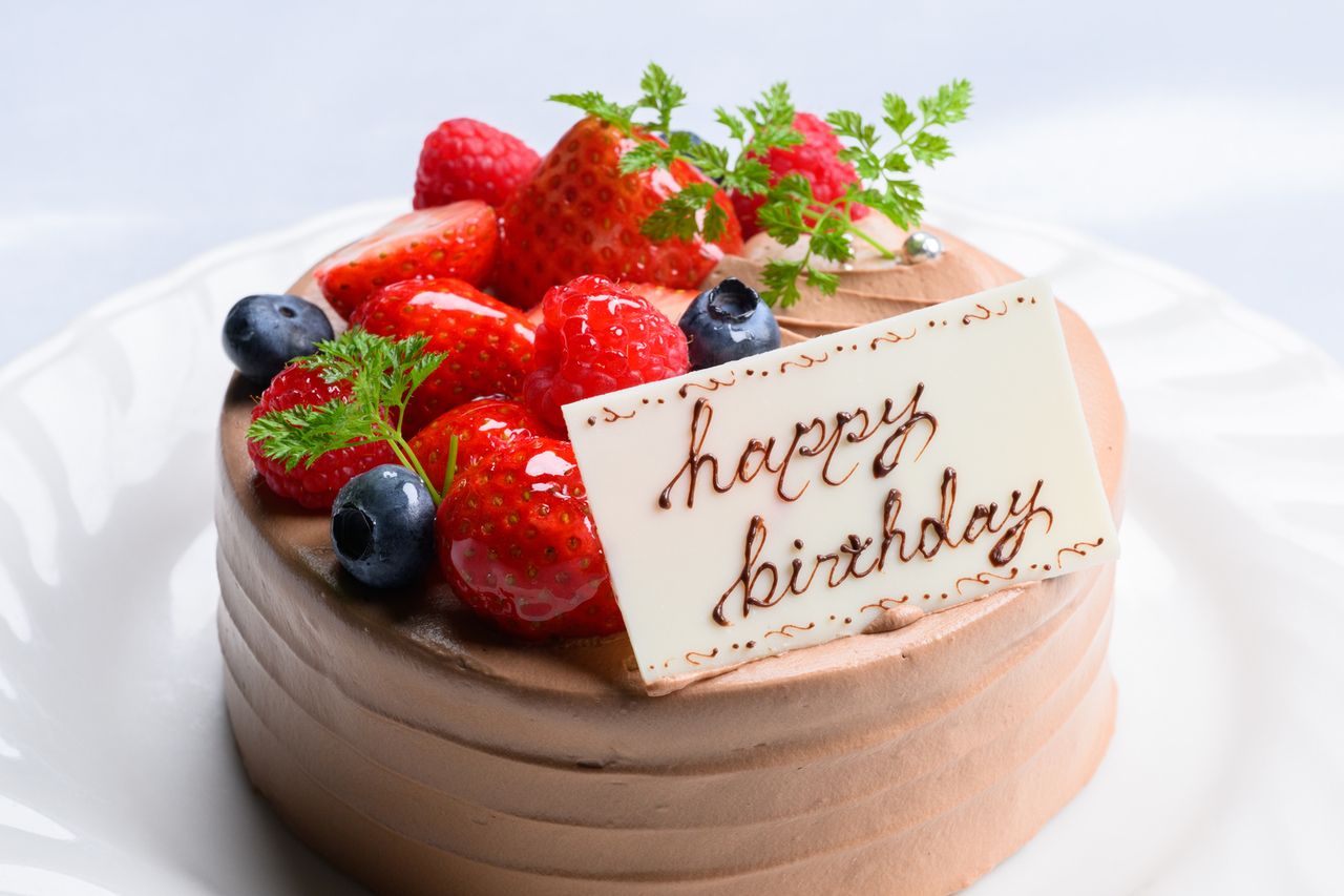 ◎お食事のご予約と一緒にご注文ください 【オプションメニュー】アニバーサリーケーキB　チョコ生デコレーションケーキ（5号）