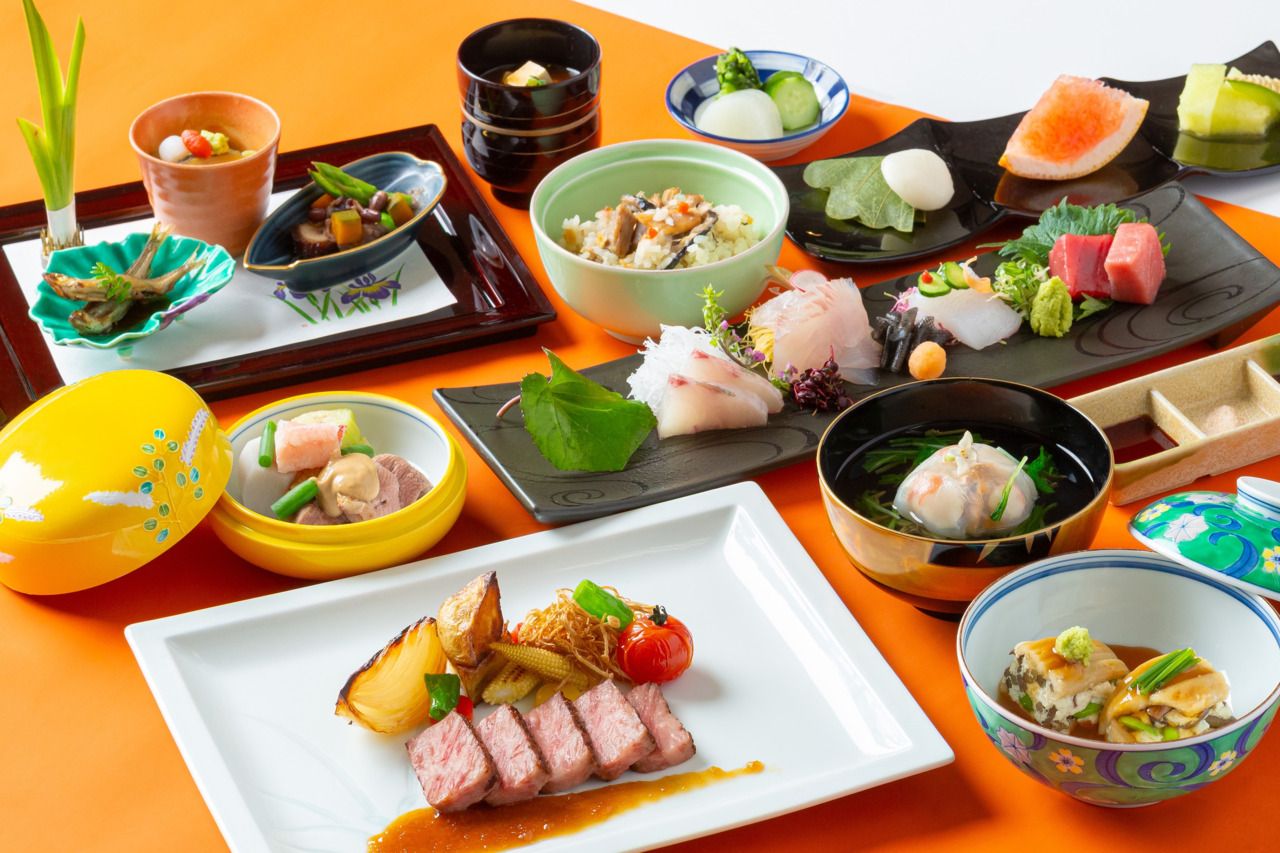 Sakura Kaiseki 16,000 yen