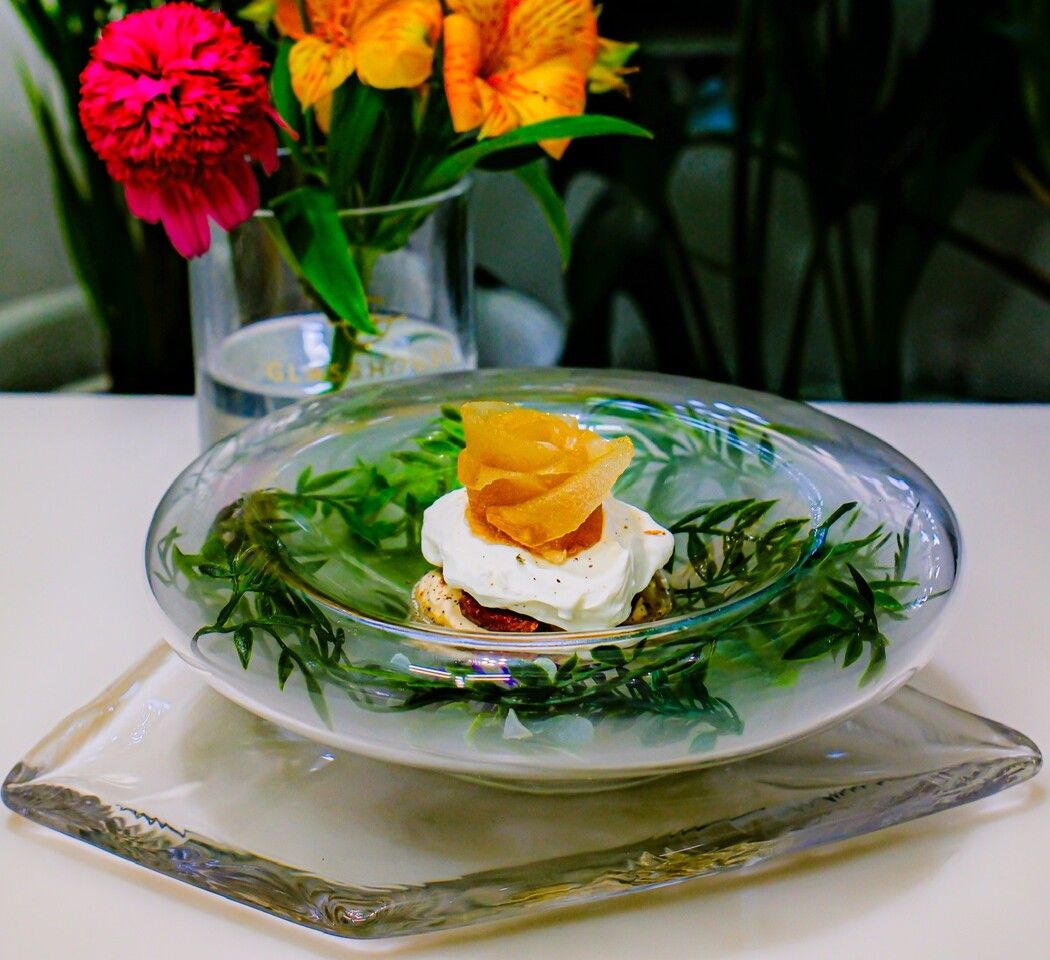 Tieguanyin and apple tiramisu