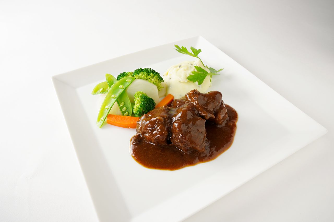 [Lunch set: Main] Crudites salad + choice of main + bread