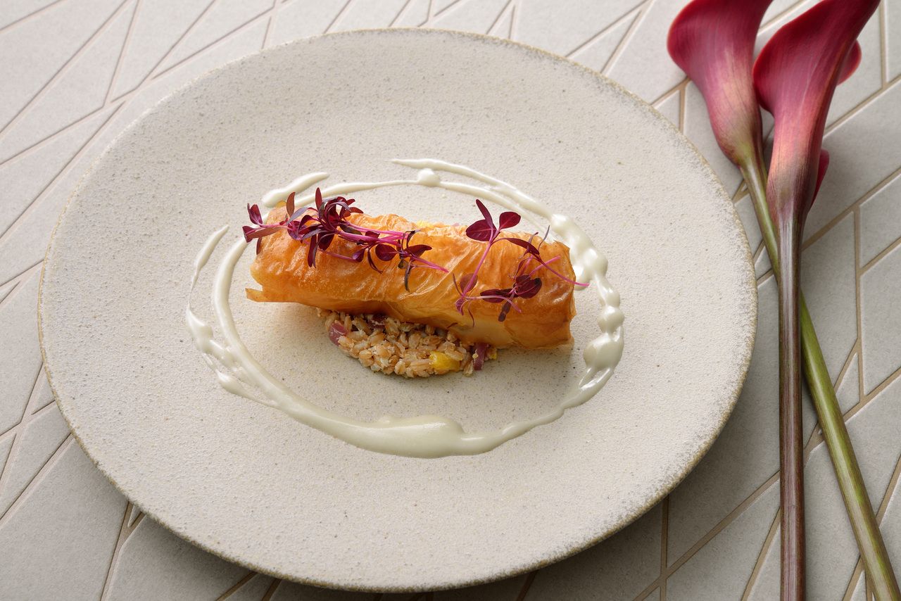 Seasonal Lunch Course (weekdays) 7,600 yen