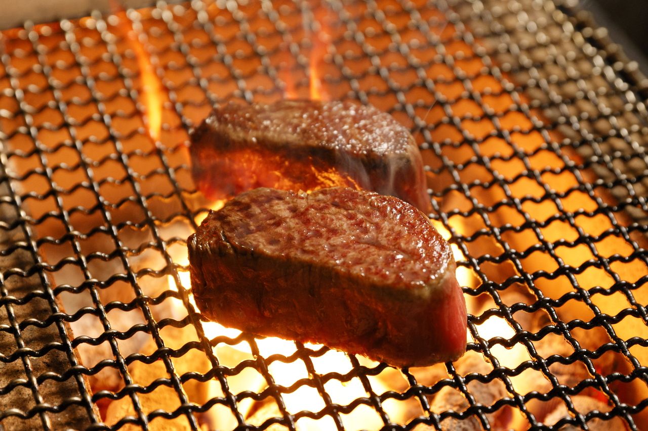 Re:alize — הזמנות ליום עצמו בלבד · תפריט טעימות Noto Wagyu