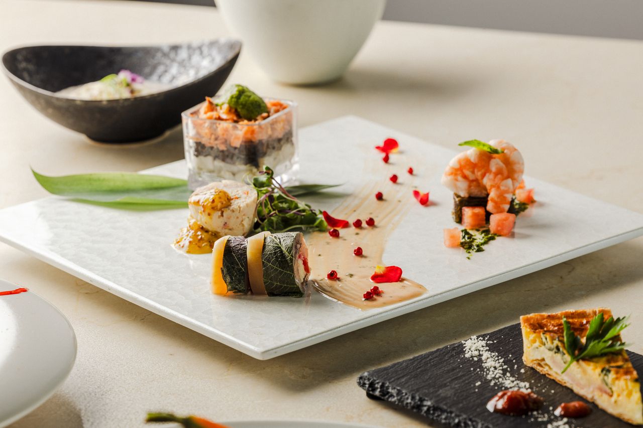 Tide Table Course (6-course menu) — choose your main