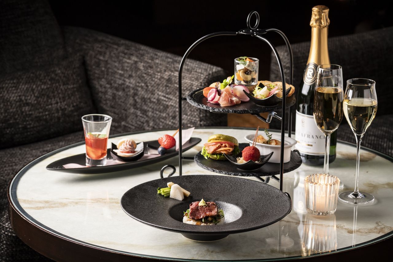 Twilight Aperi-Tea — Adults' High Tea & Aperitifs — Free-Flow Plan