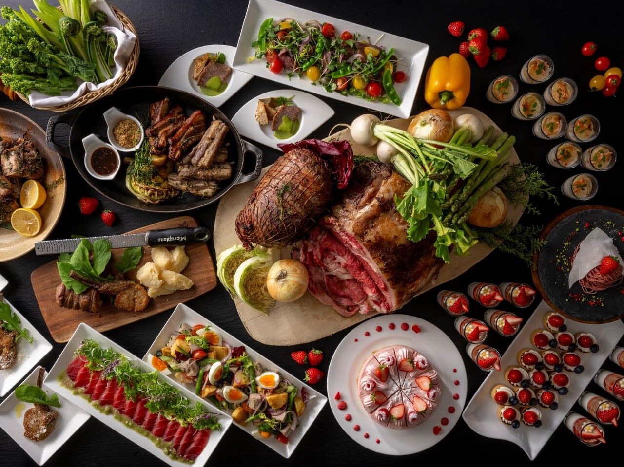 <工作日>【通常价格】晚餐自助餐 120分钟 | 8,300日元