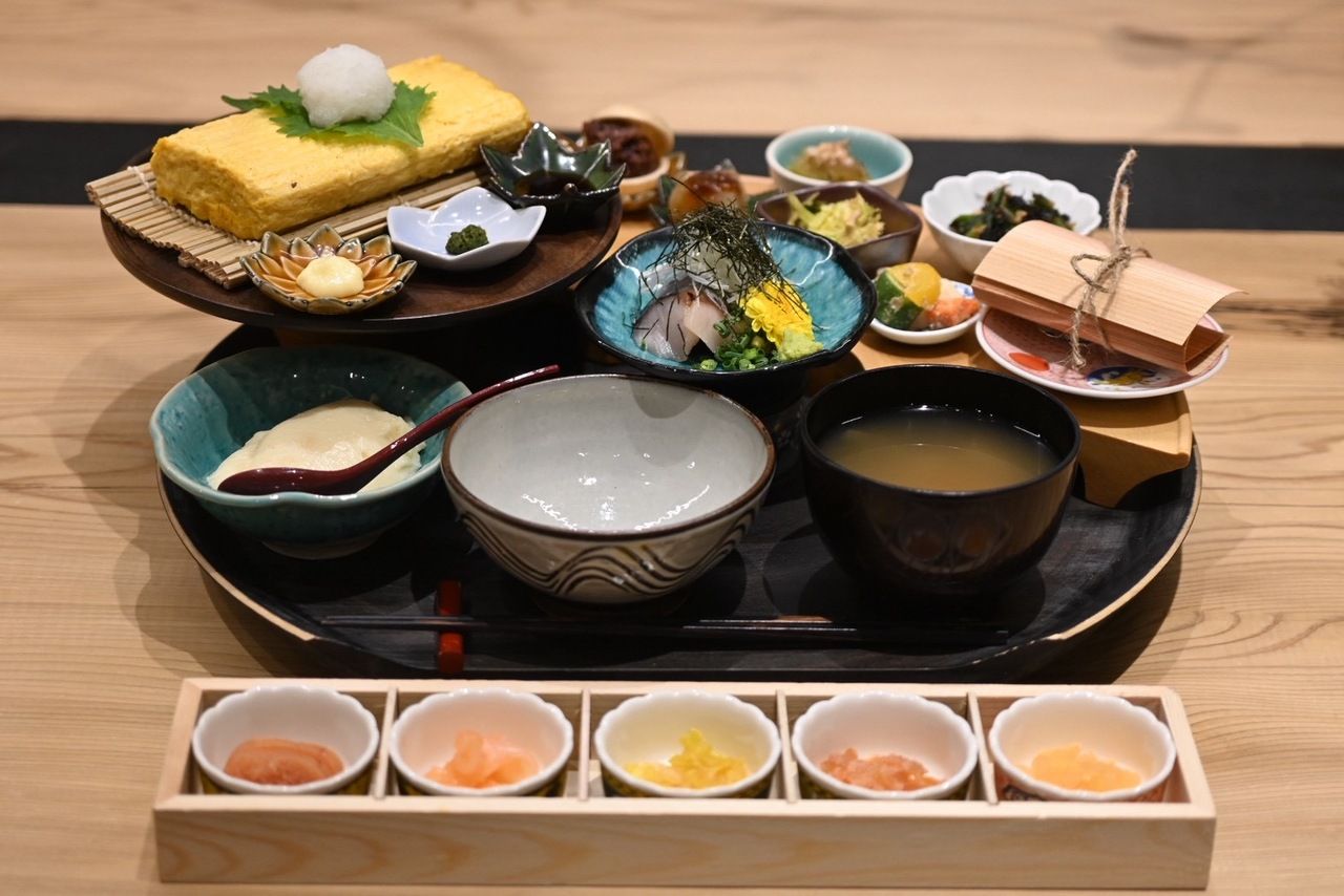[Lunch] Special Vegetable Set: Hakata Mentaiko Tasting Comparison and Rolled Egg with Hakata Specialties Sesame Mackerel and Sesame Amberjack - 3,500 yen (tax included)
