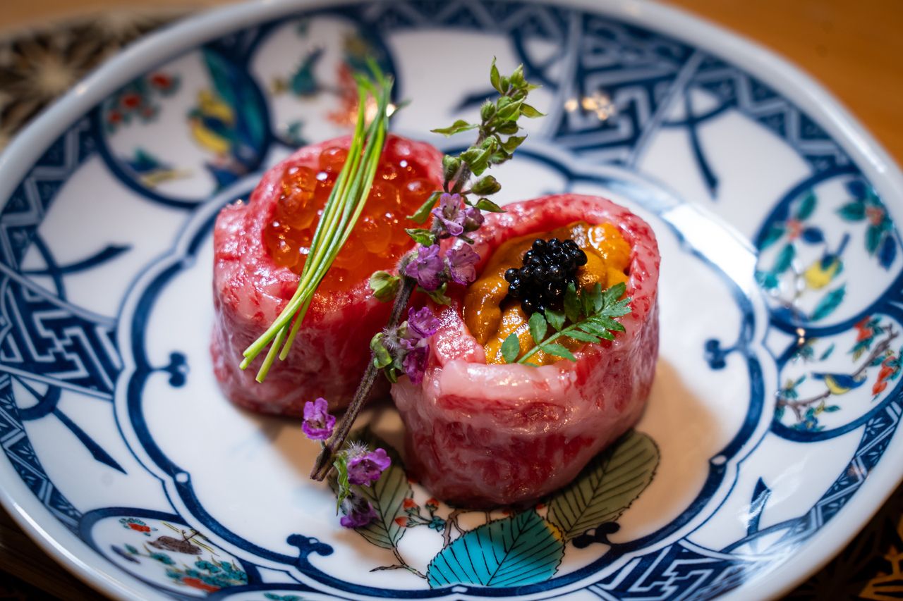 【The Essence of Meat Cuisine in a Course Style】 Hibiki Course – 14 Dishes – 45,500 JPY