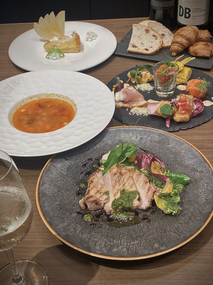 豪華午餐套餐+咖啡&茶無限暢飲方案