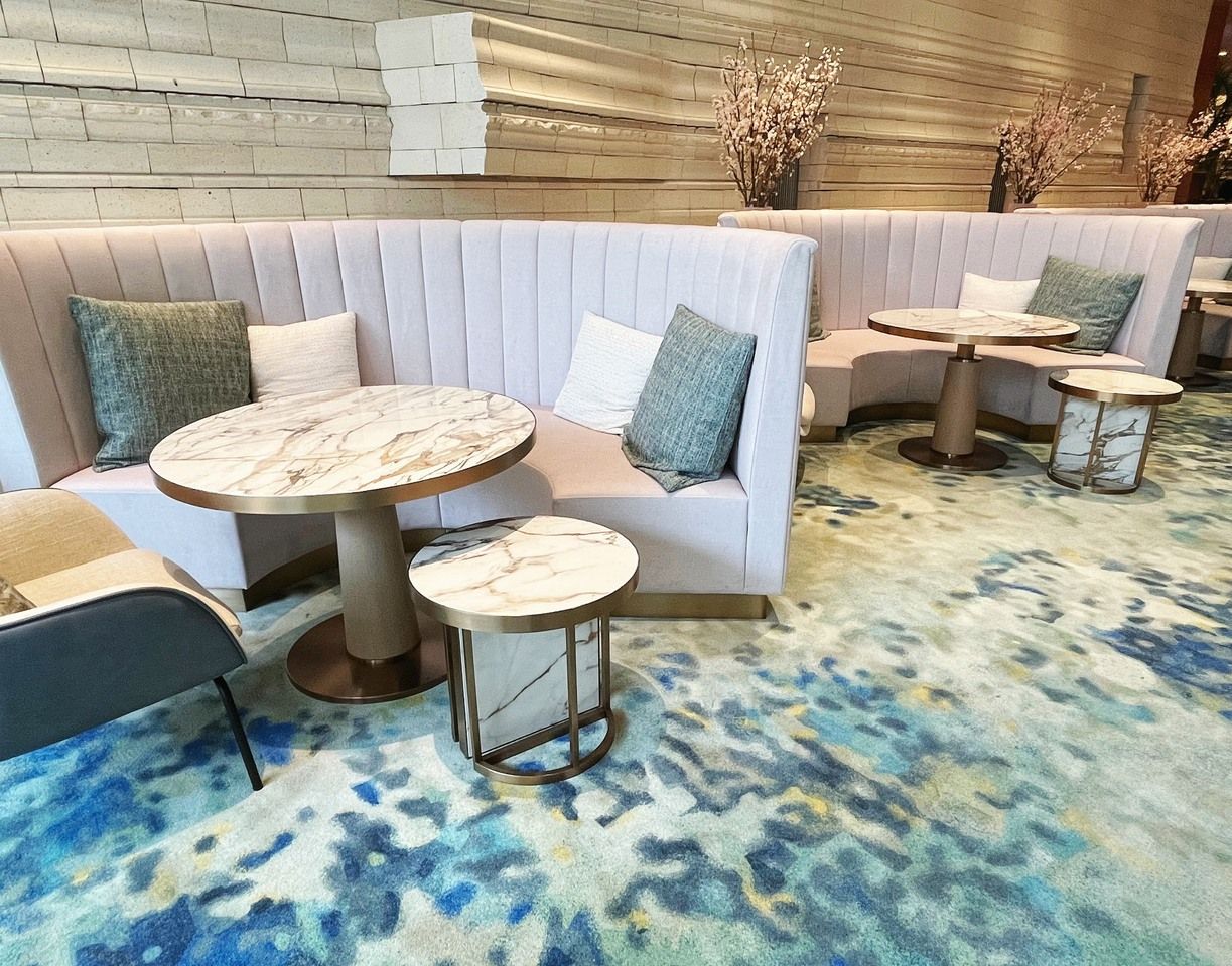 【WEB限定】ストロベリー&ショコラアフタヌーンティー+半円ソファー席確約＋メッセージプレート＋ポテト付