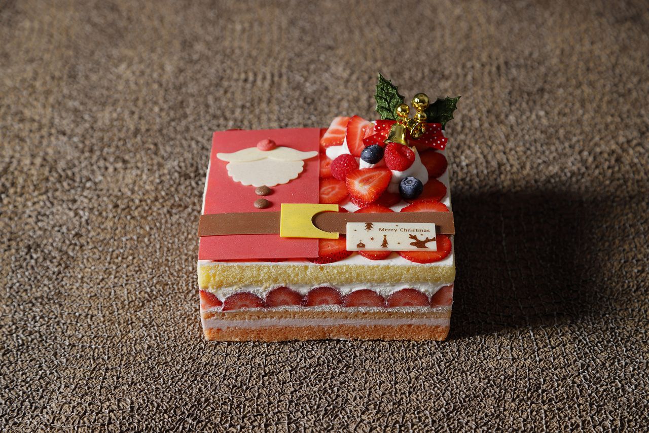 【オプション】クリスマス期間ホールケーキ　4号サイズ　※オプションのみのご予約は承っておりません。必ずコースをご選択ください。