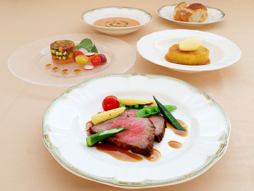 カリフォルニア　ランチコース　ムニュー・グルマンディーズ（12/1～2/28）