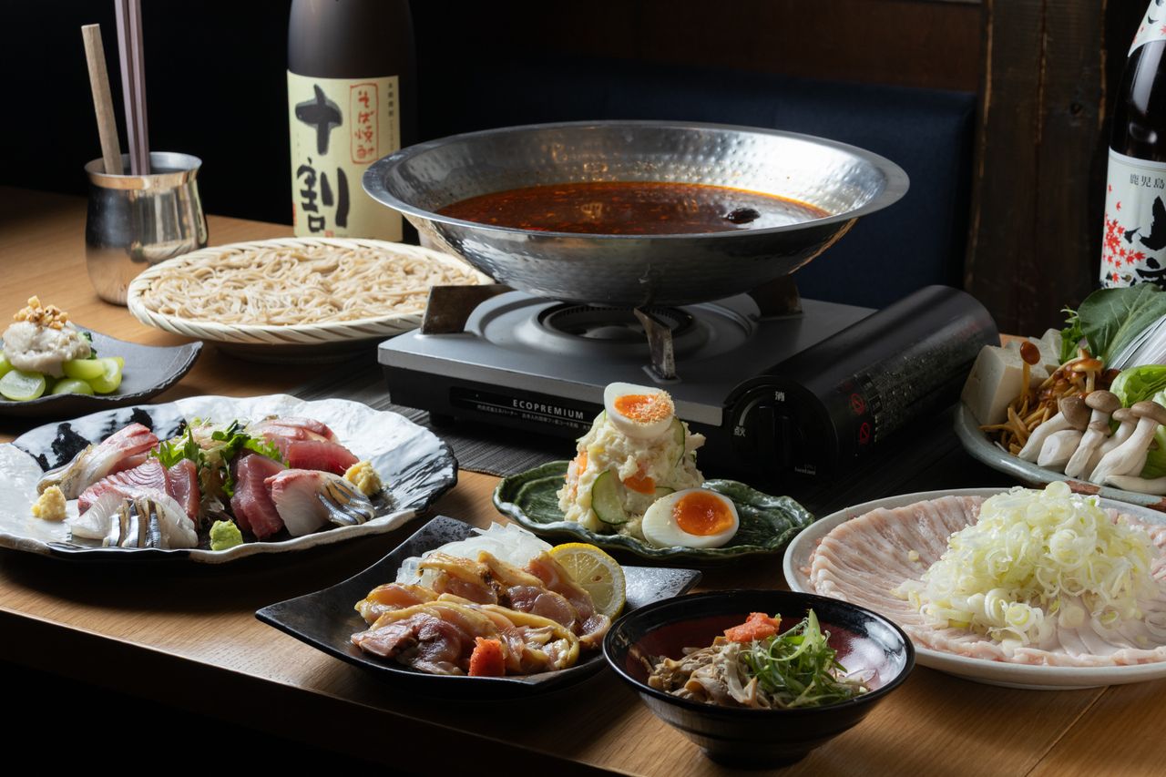 《こたつ席優先》◆季節野菜と黒豚旨辛しゃぶコース【2時間飲み放題付】