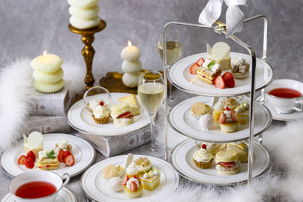 【アニバーサリープラン】『ホワイトアフタヌーンティー セット』11-12月