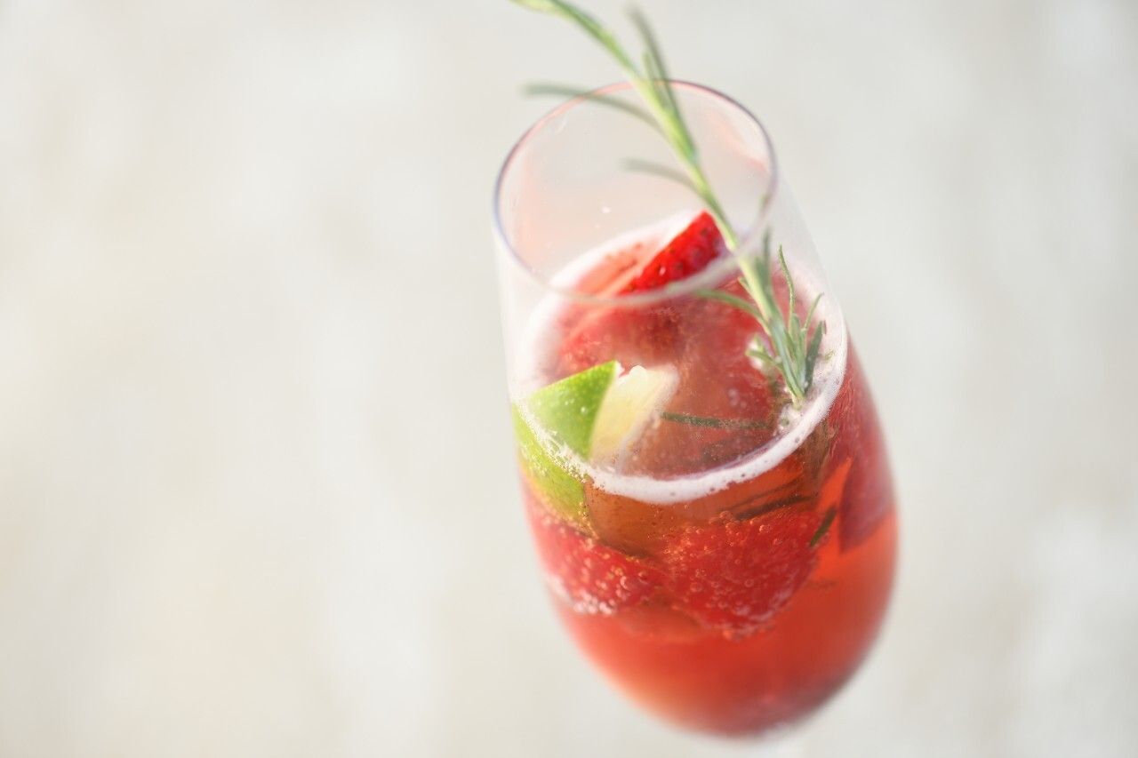 【11月仅限工作日】2025圣诞下午茶+鸡尾酒