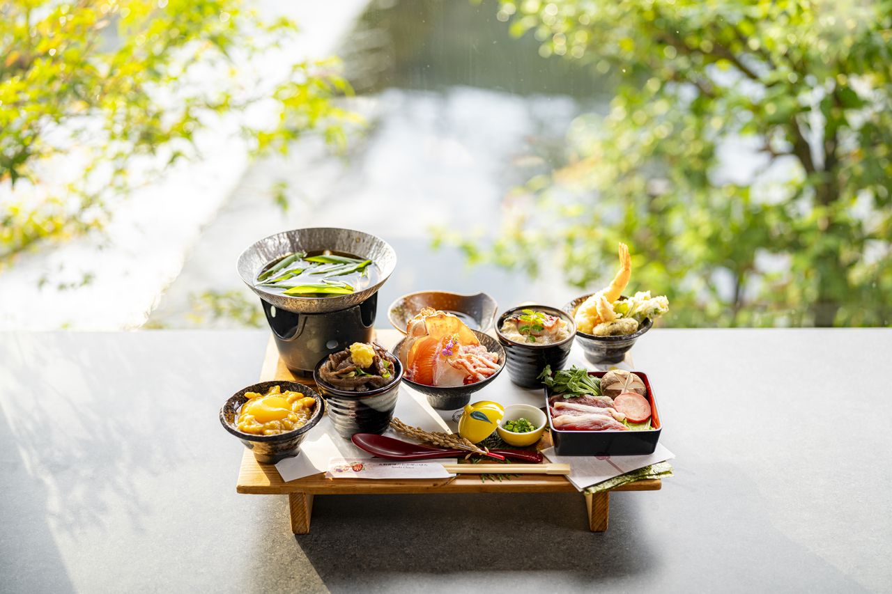 京丼五種食べ比べ膳~鴨ロースと冬野菜のすき焼き~（冬ver./2025.12月1日～）